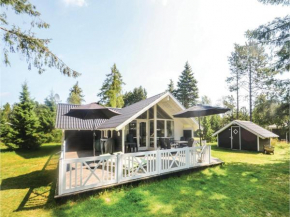 Five-Bedroom Holiday home Væggerløse with a room Hot Tub 06